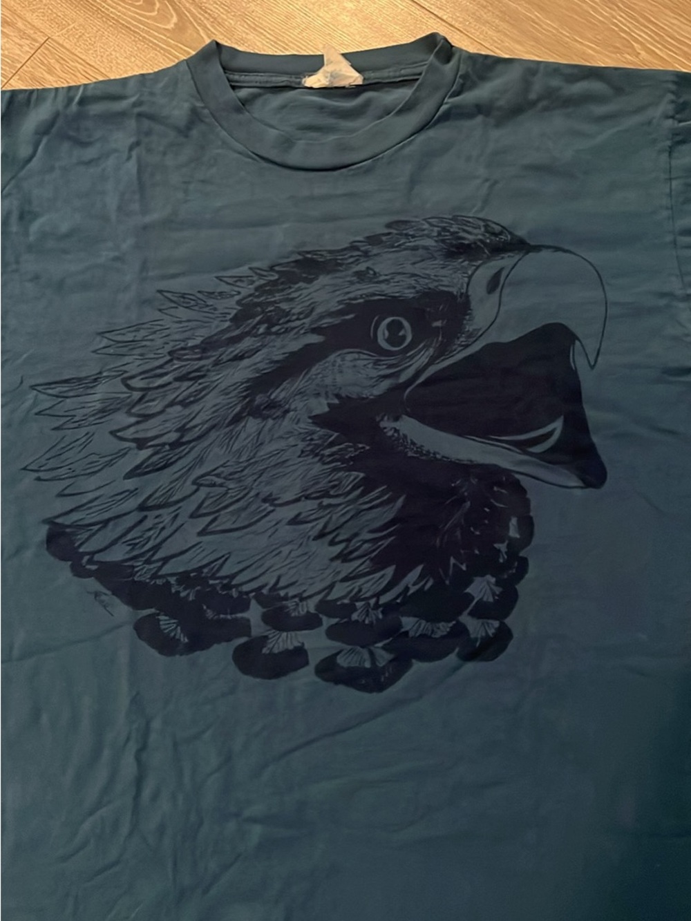 Crewneck Tee with Eagle image Blue. Men's large. 100% cotton. Winnipeg